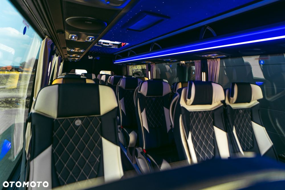Mercedes-Benz Sprinter 519 - 13