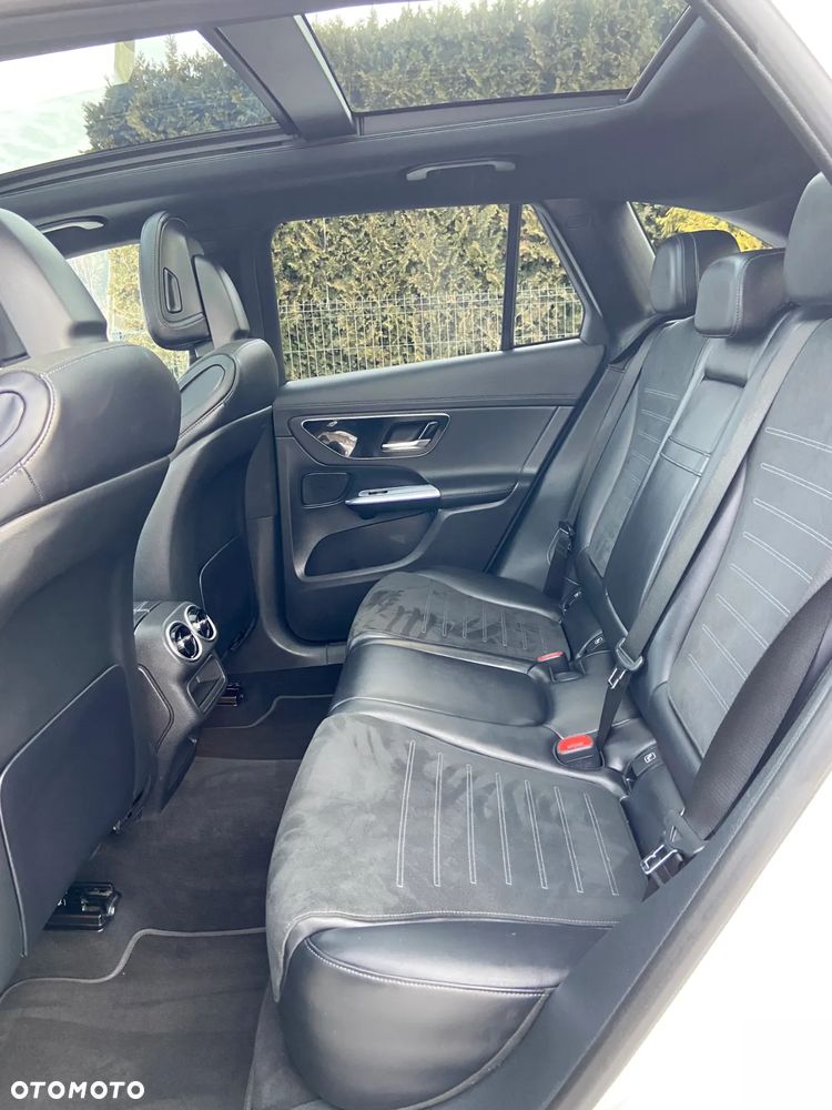 Mercedes-Benz GLC 220 d 4Matic 9G-TRONIC Edition AMG Line - 23