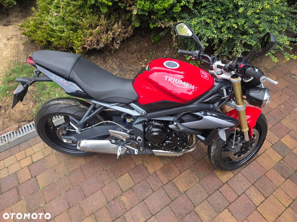 Triumph Street Triple - 6