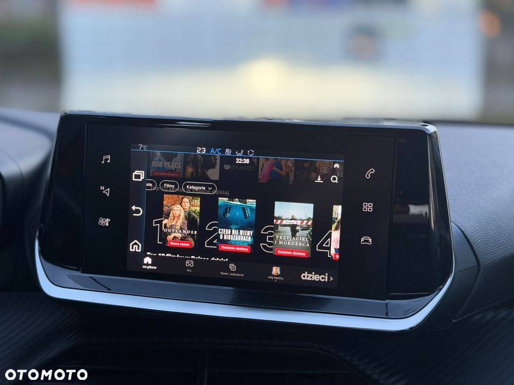 Peugeot 2008 PureTech 130 EAT8 Active - 37