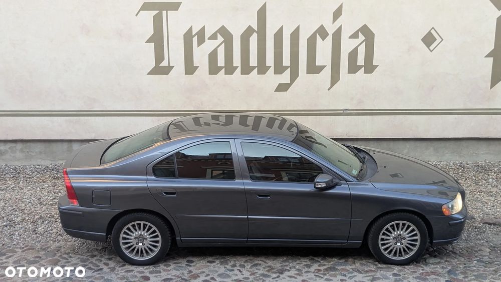 Volvo S60 - 1