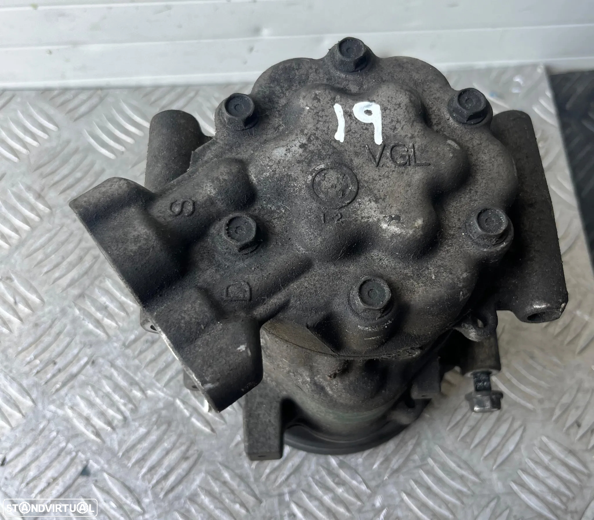 Compressor Ar Condicionado Renault Kangoo/Clio II 1.5 DCI Ref: 8200315744 - 4