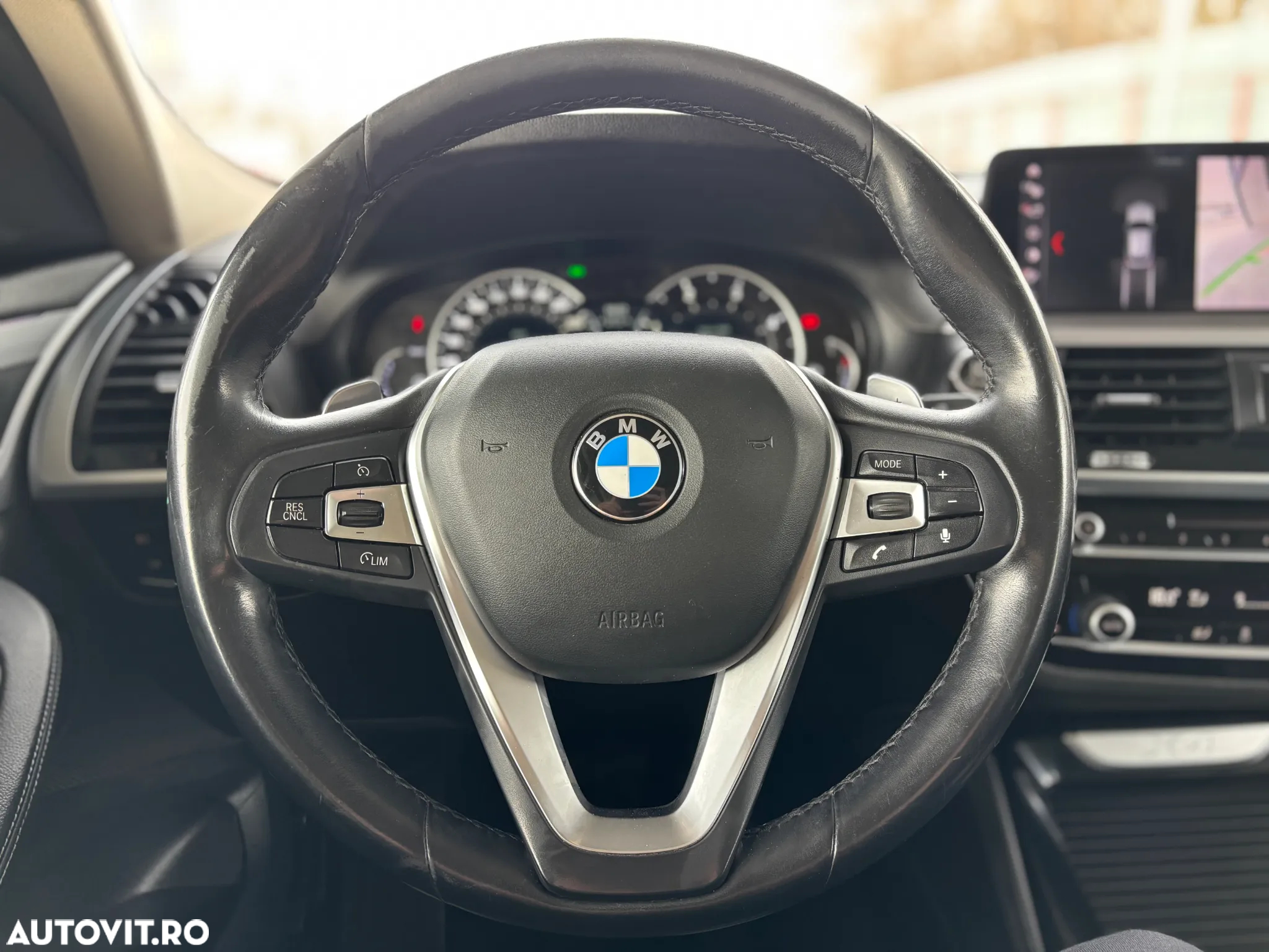 BMW X4 xDrive20d Advantage - 25