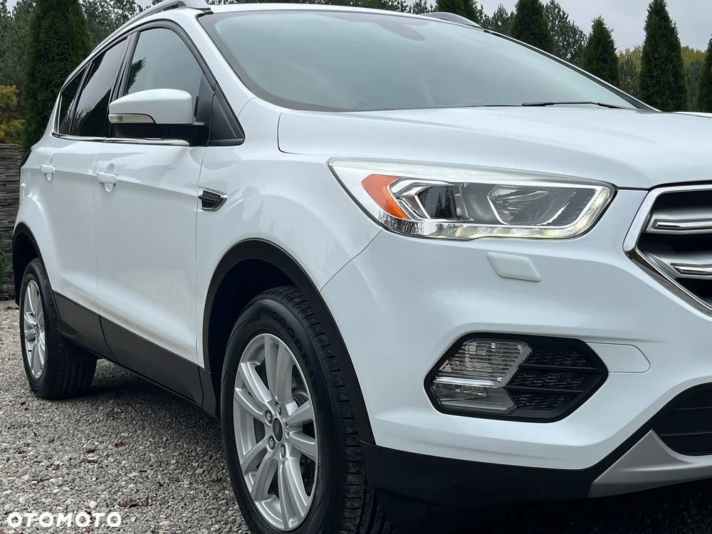 Ford Kuga - 14