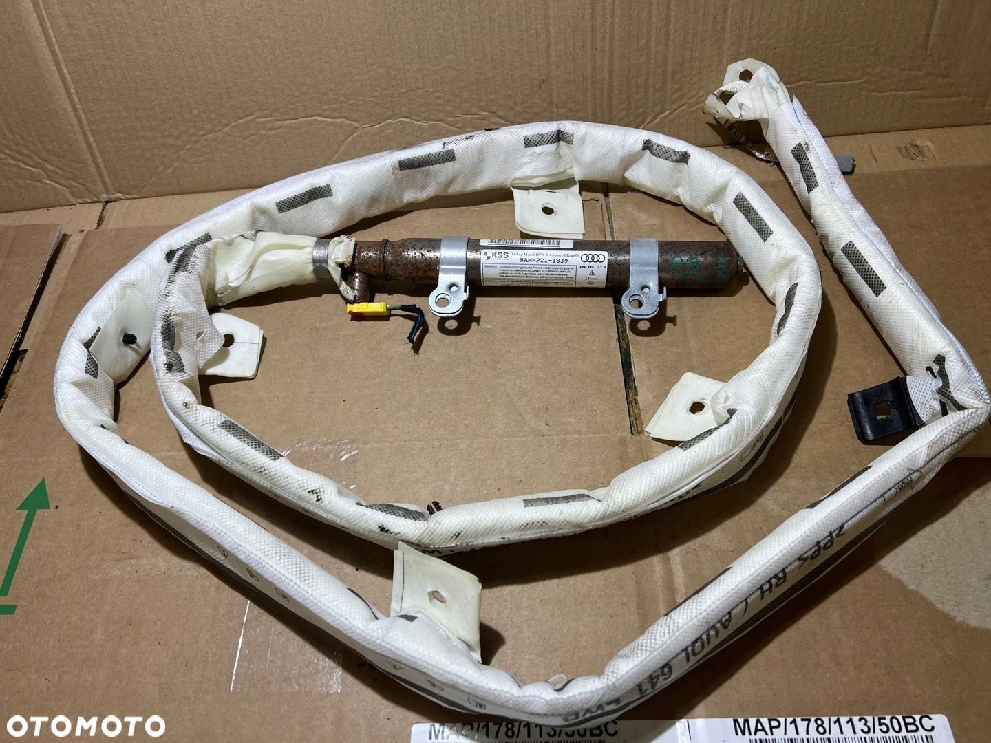AUDI A8 D4 LONG KURTYNA PRAWA AIRBAG PRAWY 4H4880742D - 1