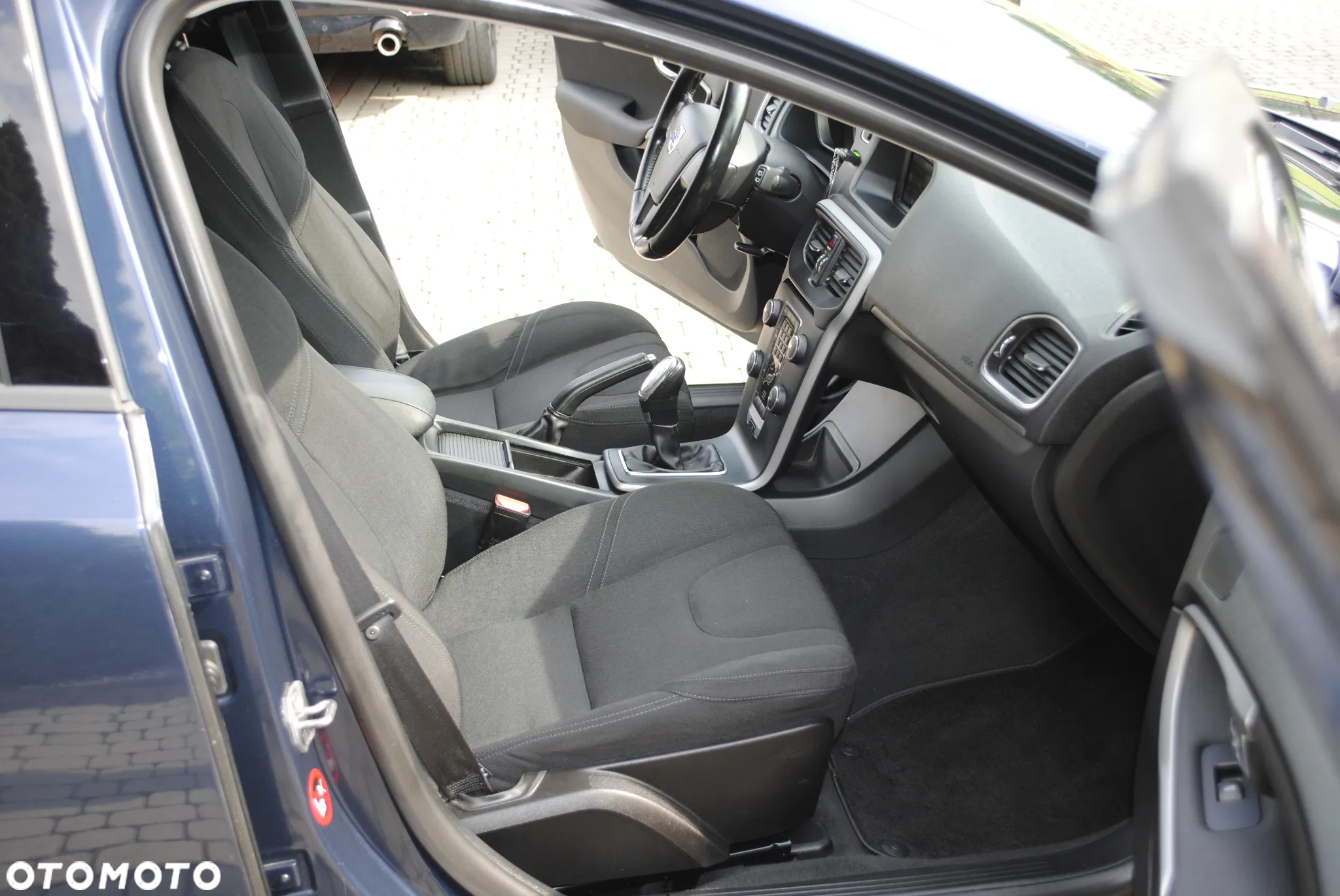 Volvo V40 - 16