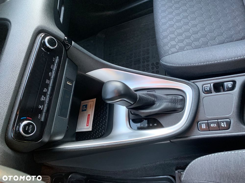 Toyota Yaris - 23