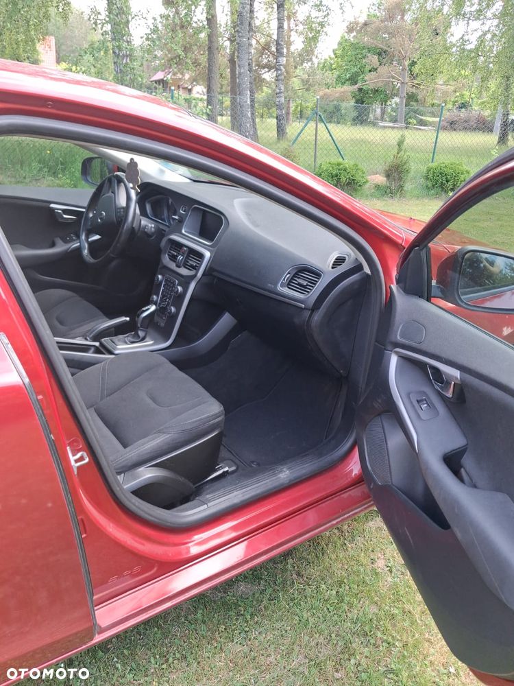 Volvo V40 D2 Geartronic Momentum - 12