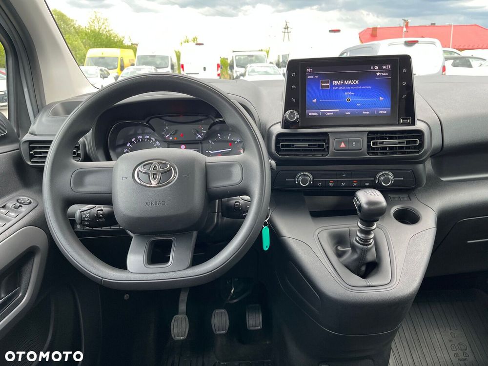 Toyota Proace City Verso 1.5 D-4D Business - 11