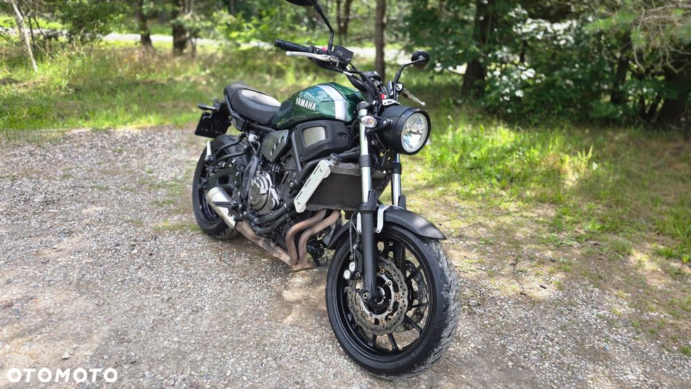 Yamaha XJR - 2