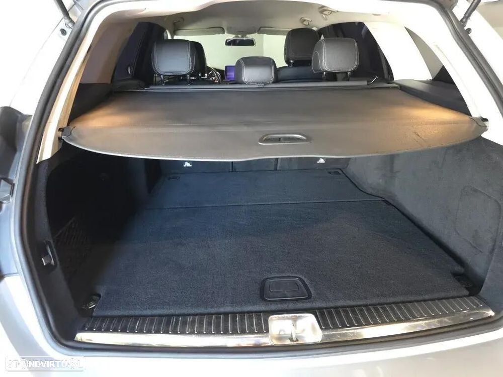 Mercedes-Benz C 200 - 25