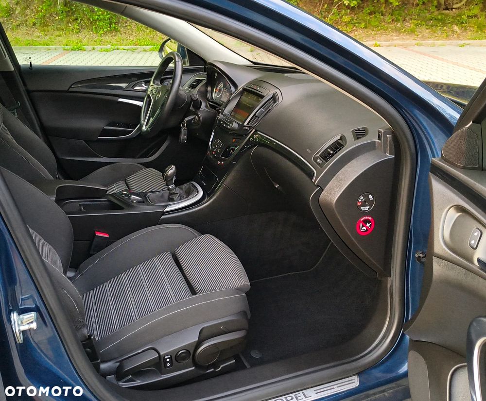 Opel Insignia - 13