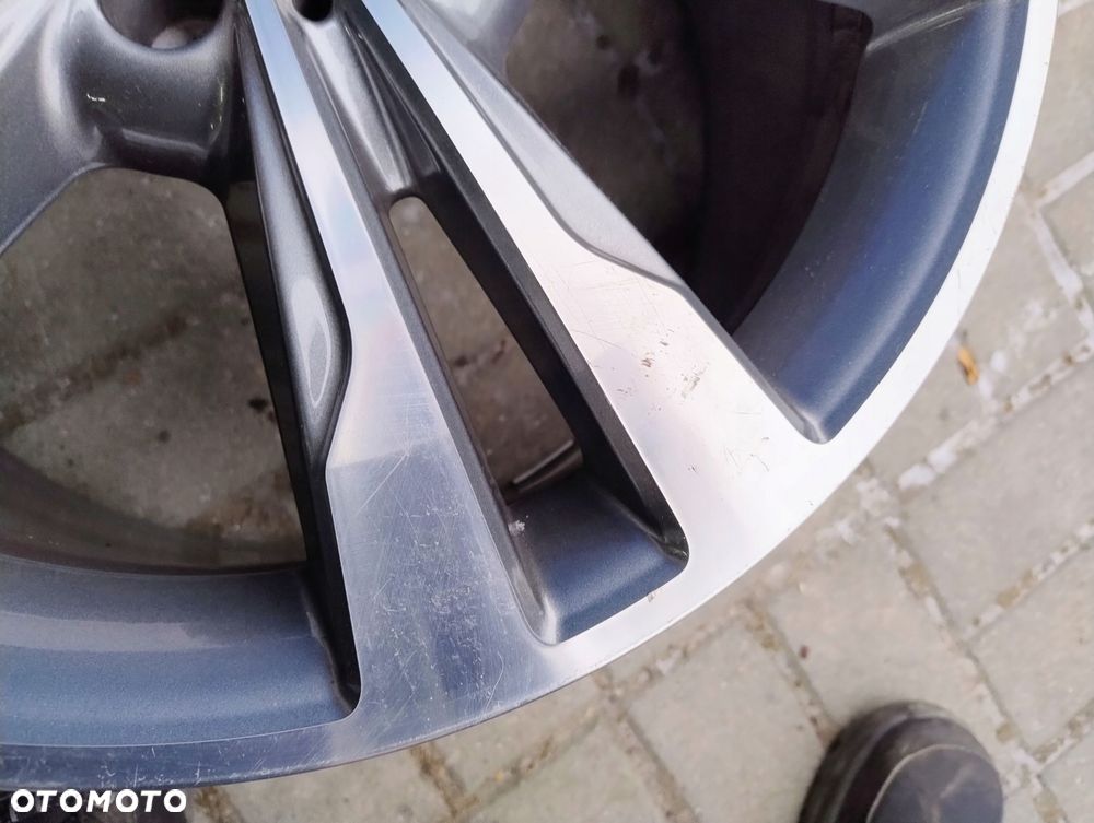 felga 8.5j 18 et48 mercedes w212 a2124015702 - 3
