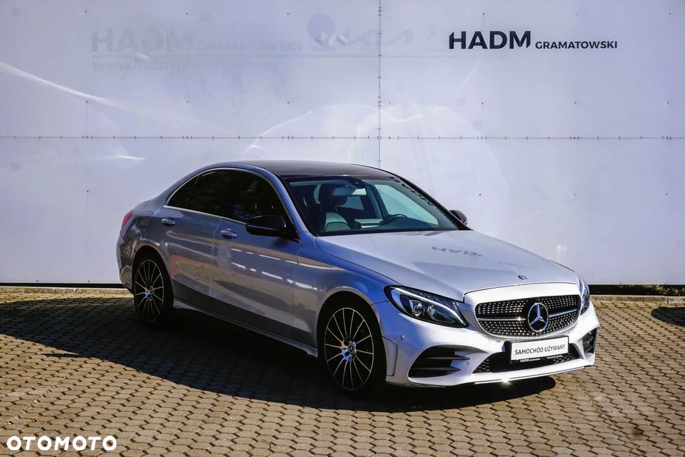 Mercedes-Benz Klasa C 180 (BlueTEC) d 7G-TRONIC AMG Line - 1