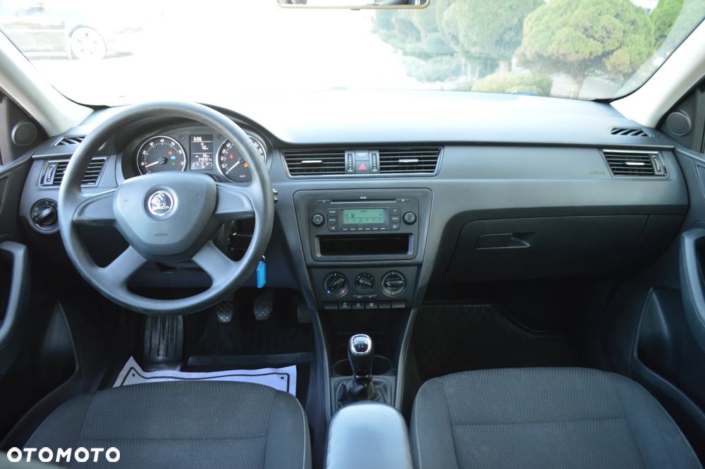 Skoda RAPID 1.2 TSI Active - 16