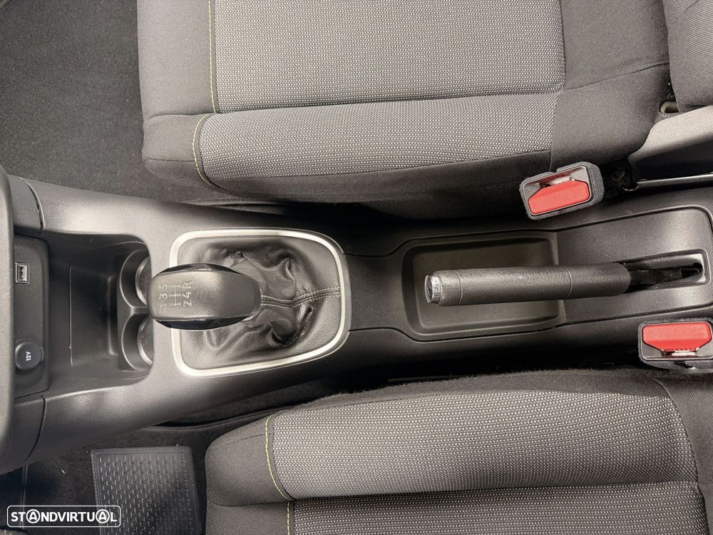 Citroën C3 1.2 PureTech C-Series - 34