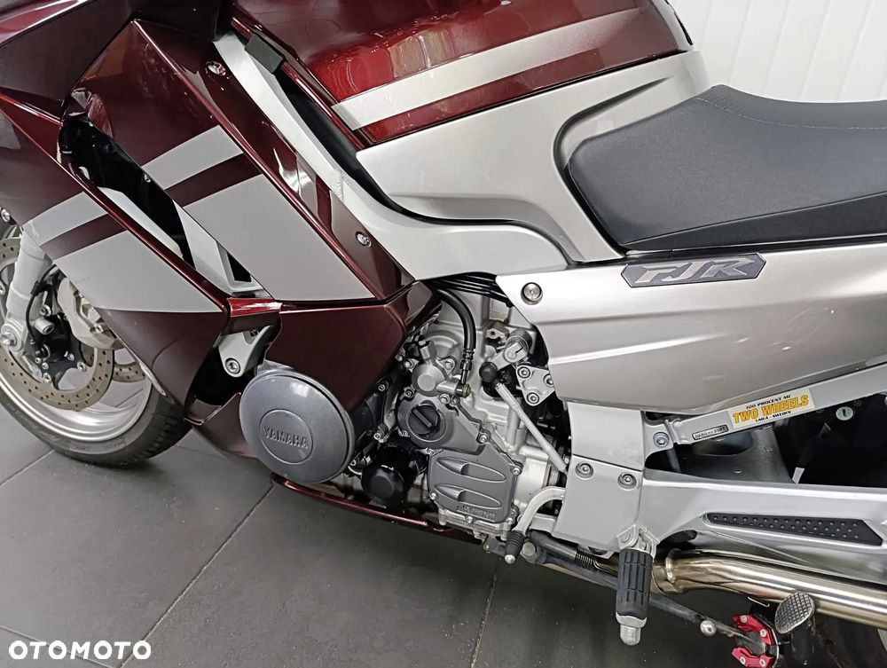 Yamaha FJR - 9