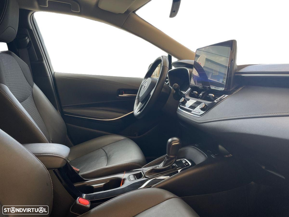Toyota Corolla SD 1.8 Hybrid Luxury - 12