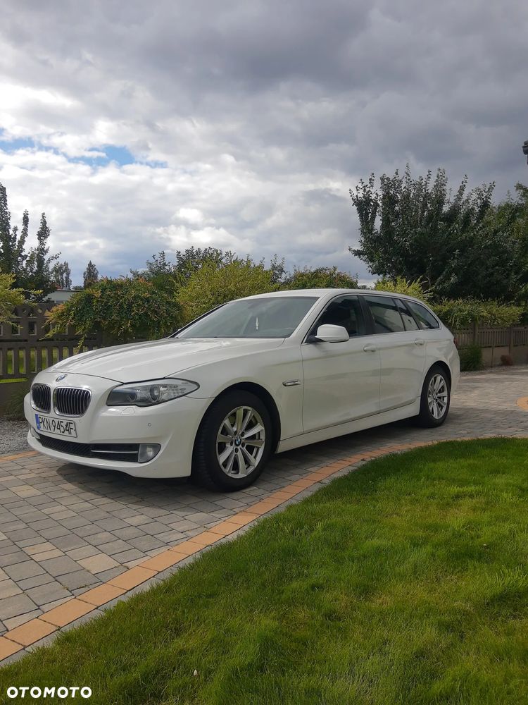 BMW Seria 5 520d - 5