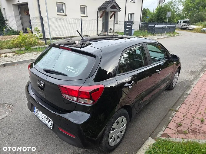 Kia Rio - 5
