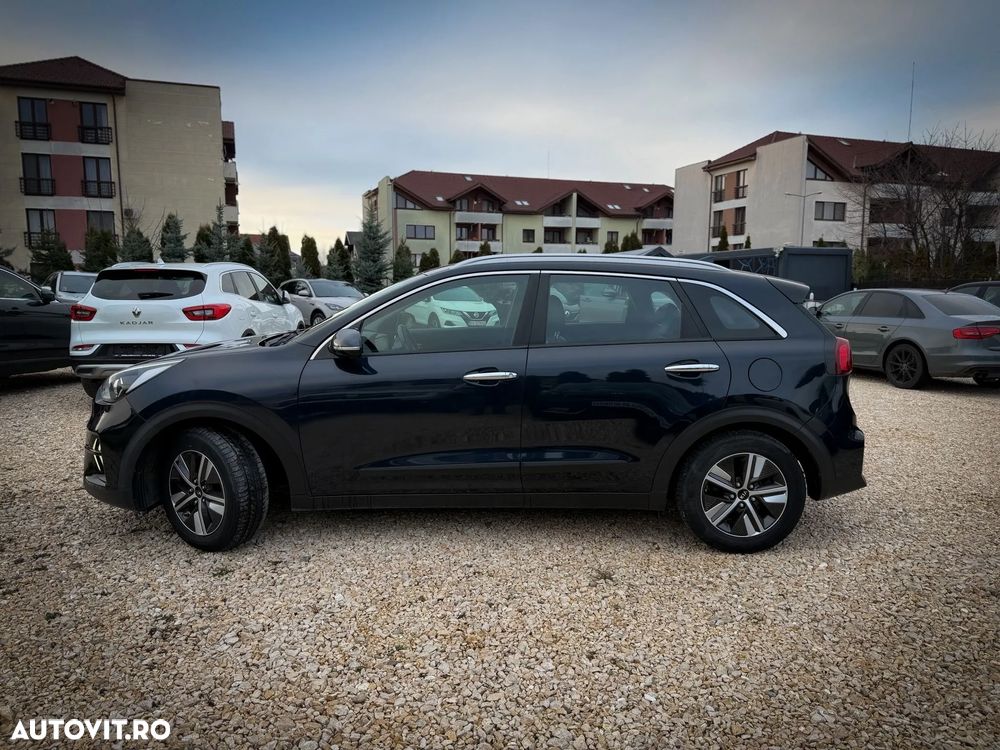 Kia Niro 1.6 GDI HEV 2WD OPF Aut. Edition 7 - 6