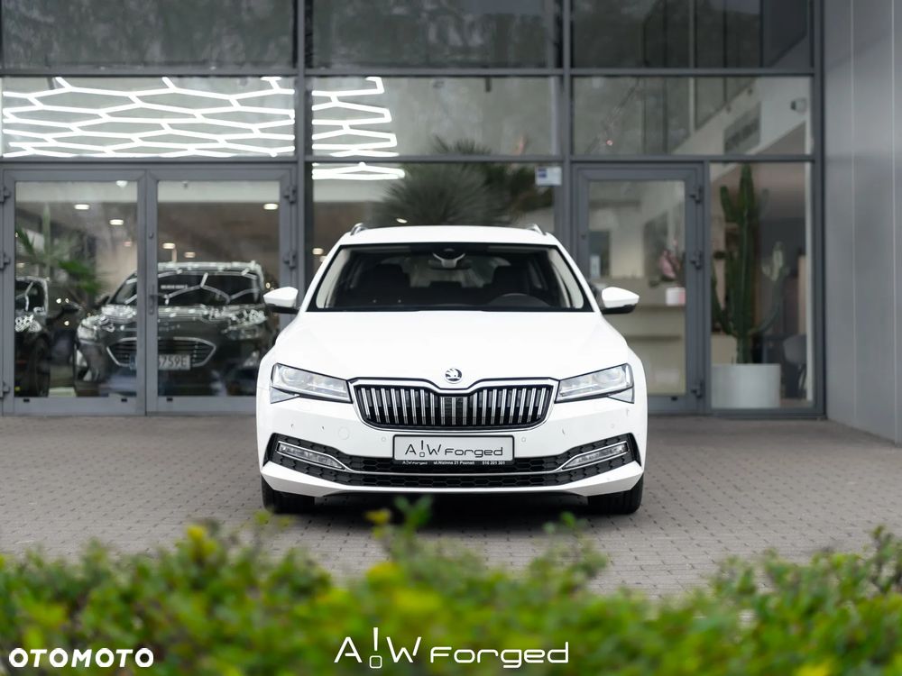 Skoda Superb 2.0 TDI SCR 4x4 Style DSG - 6