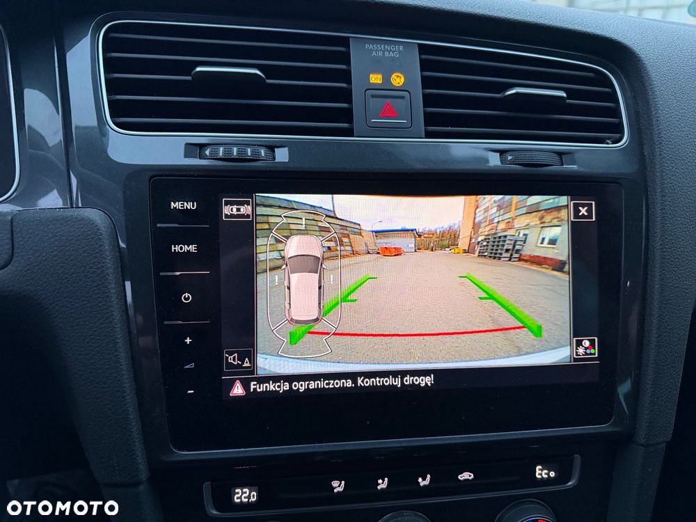 Volkswagen Golf e-Golf - 18