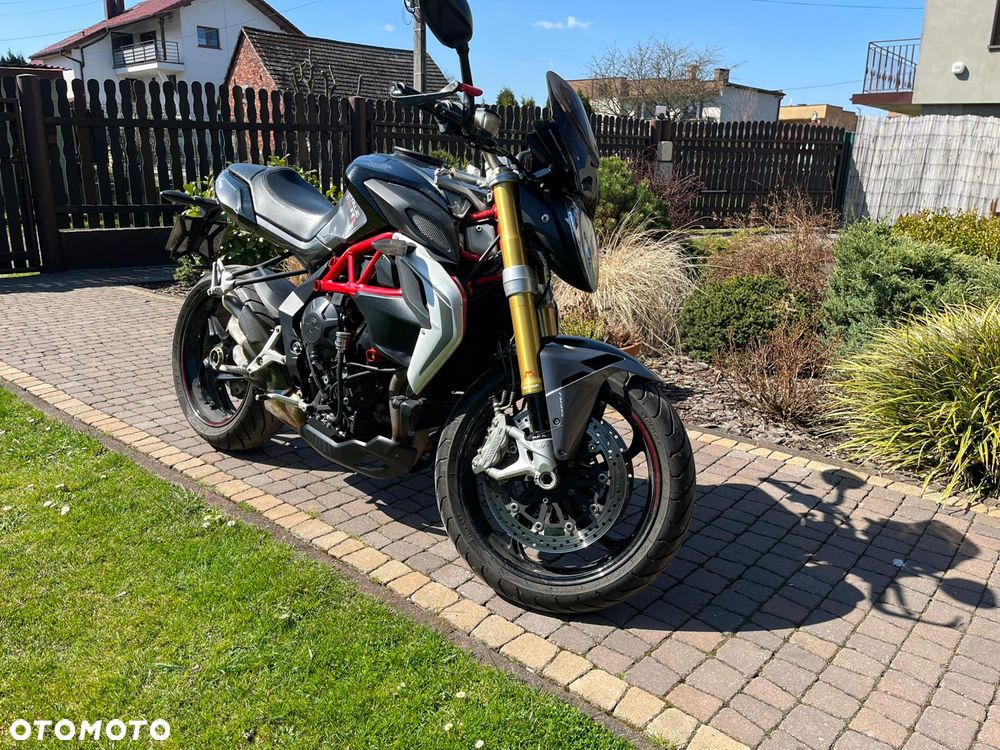 MV AGUSTA Brutale - 2