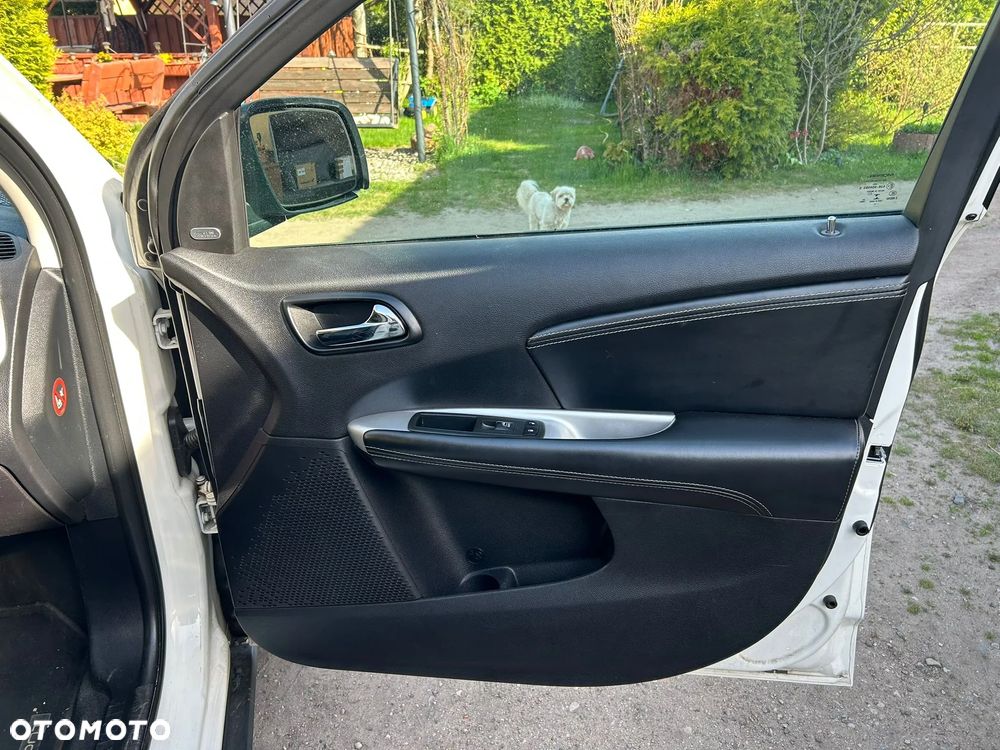 Fiat Freemont 2.0 Multijet 16V DPF Automatik Allrad Lounge - 12