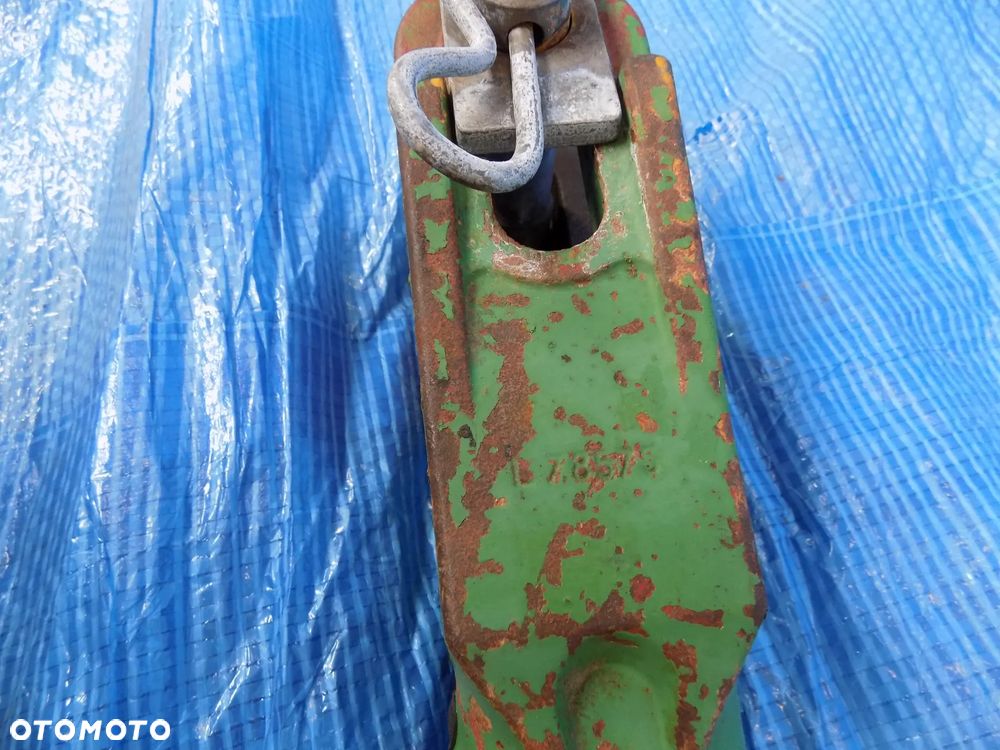John Deere seria 6000, 6600 6800 6900 wieszak podnośnika tył - 5
