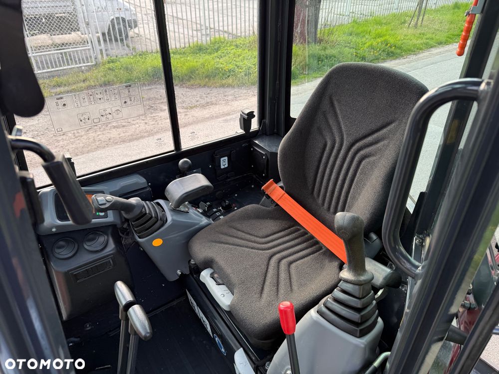 Yanmar Minikoparka ViO27 - 31