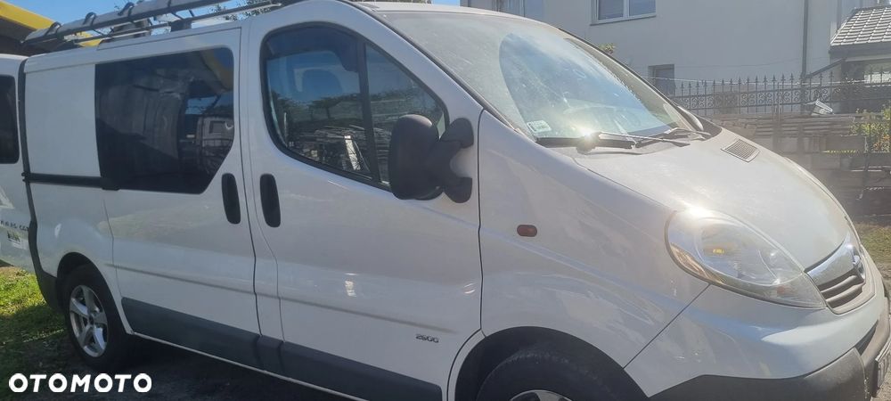 Opel Vivaro - 3