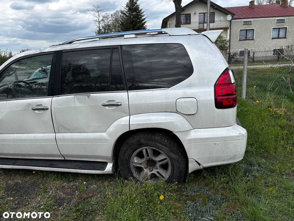 Lexus GX - 5