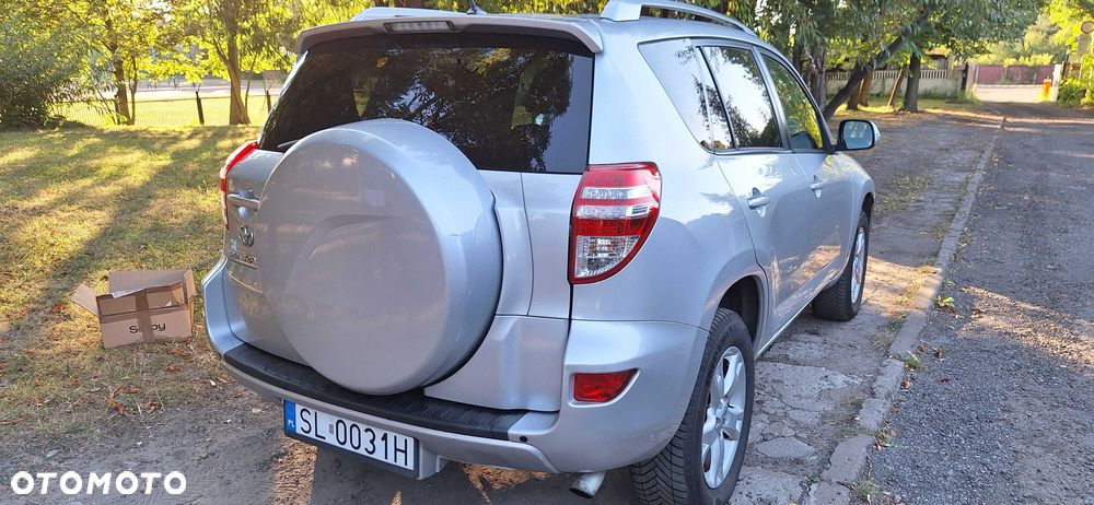 Toyota Rav4 2009 photo 2