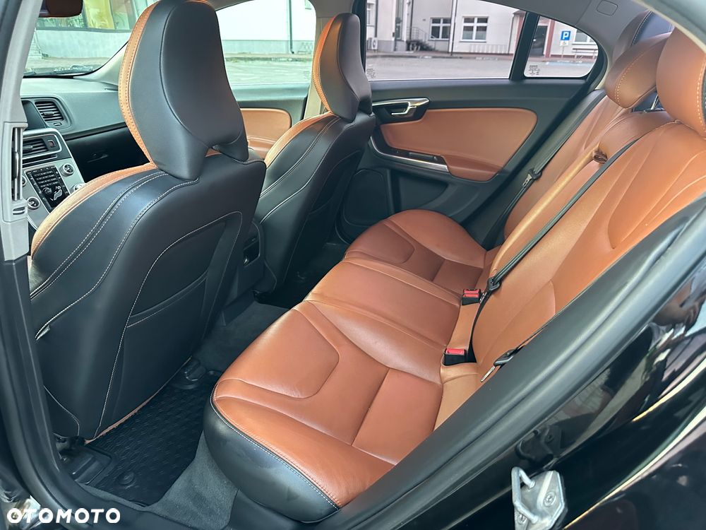 Volvo S60 D3 Drive-E R-Design Momentum - 18