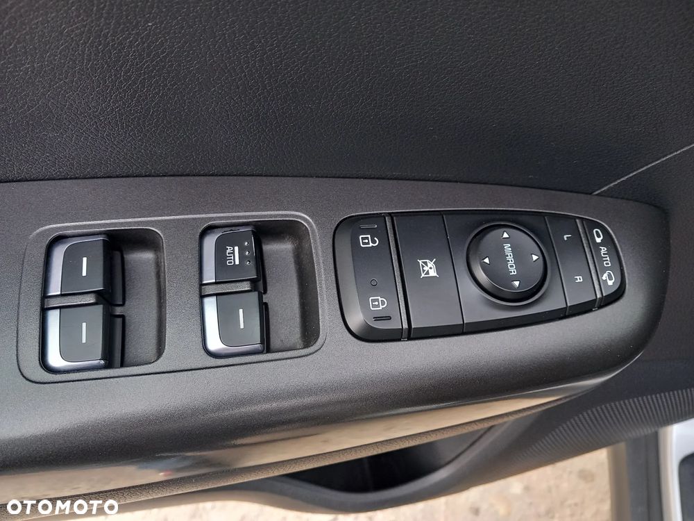 Kia Sportage 2,0 CRDI AWD Vision - 29