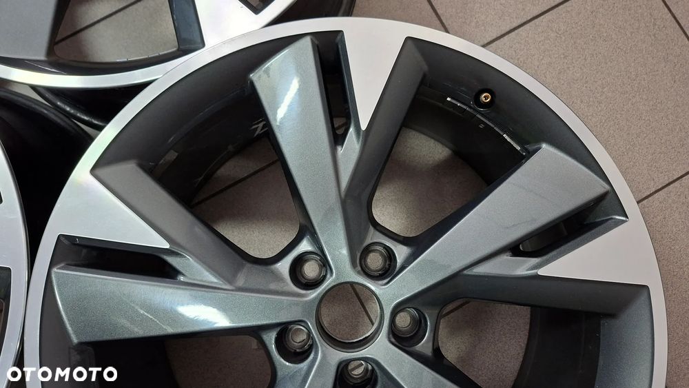 Felgi Aluminiowe 20 Audi Q4 E-Tron 5x112 ET 45 - 7