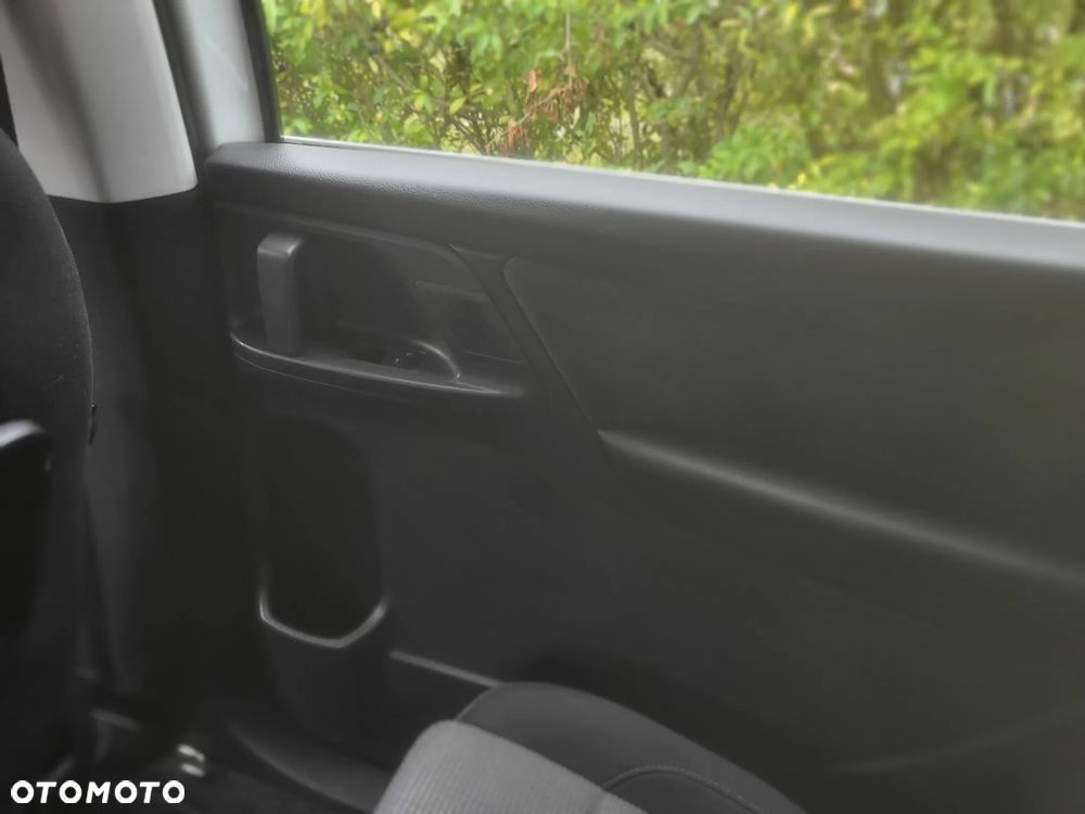 Volkswagen Sharan - 28