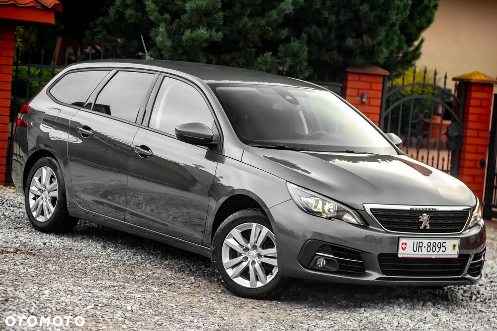 Peugeot 308 BlueHDi 130 EAT8 Allure - 3