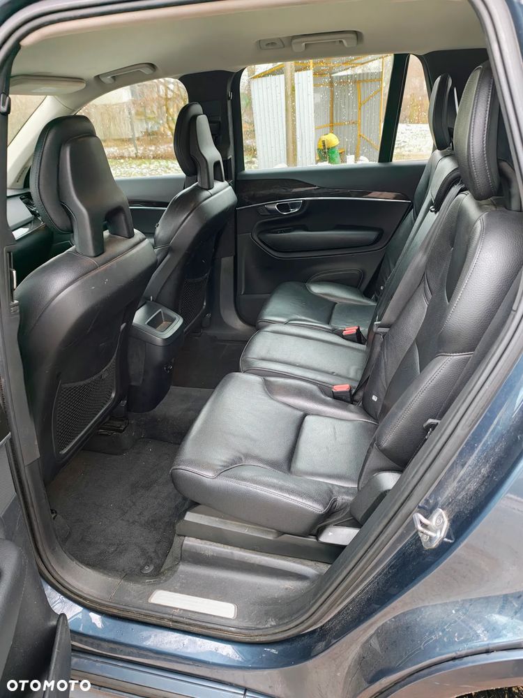 Volvo XC 90 D5 AWD Momentum - 7