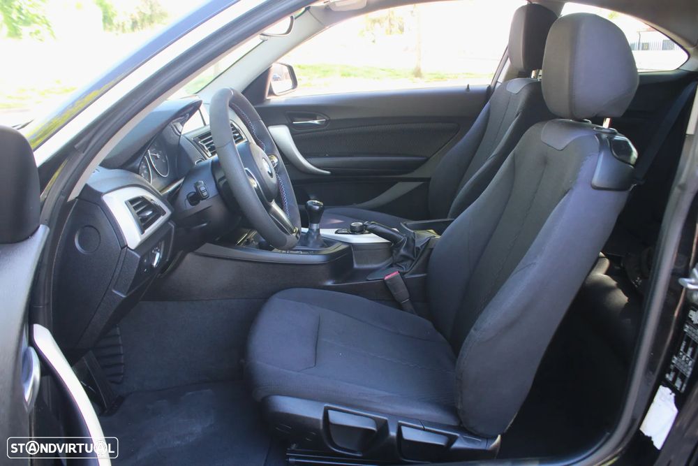 BMW 218 d Coupe Line Sport - 31