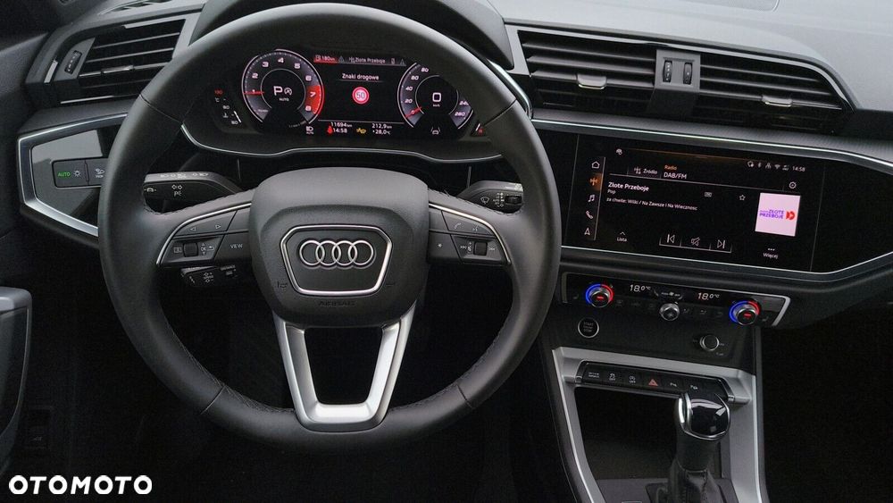 Audi Q3 Sportback - 14