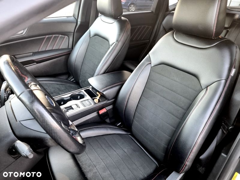 Ford Edge 2.0 EcoBlue Bi-Turbo 4x4 ST-LINE - 14
