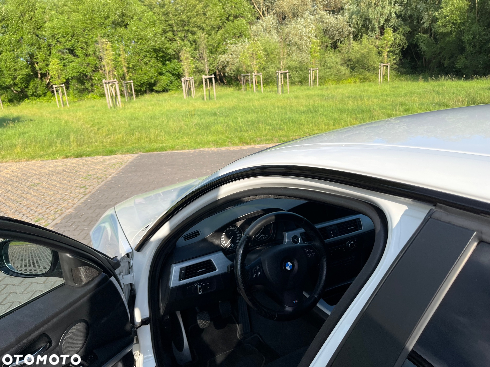 BMW Seria 3 330d - 25