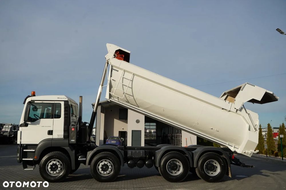 MAN TGS 35.440 / 8X4 / WYWROTKA TYLNOZSYPOWA / HYDROKLAPA / MANUAL  / EURO 5 - 2