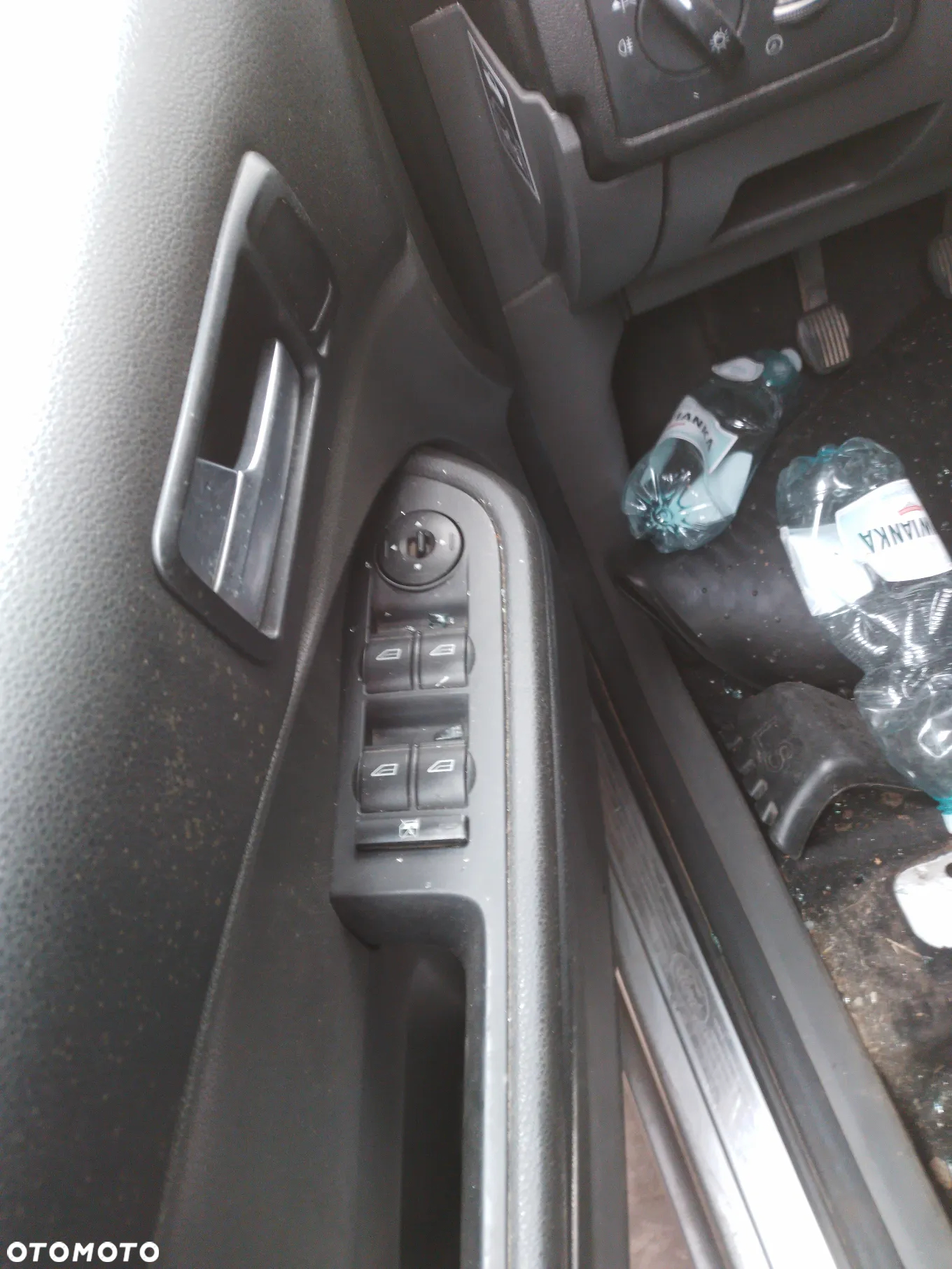 FORD C-MAX 2.0 TDCI 03-07 KOD LAKIERU D1 PRZEPŁYWOMIERZ - 29
