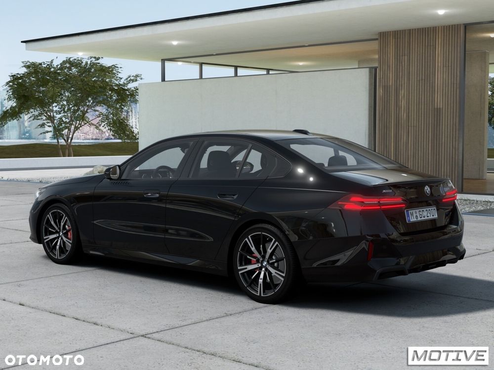 BMW Seria 5 520d xDrive mHEV M Sport - 4