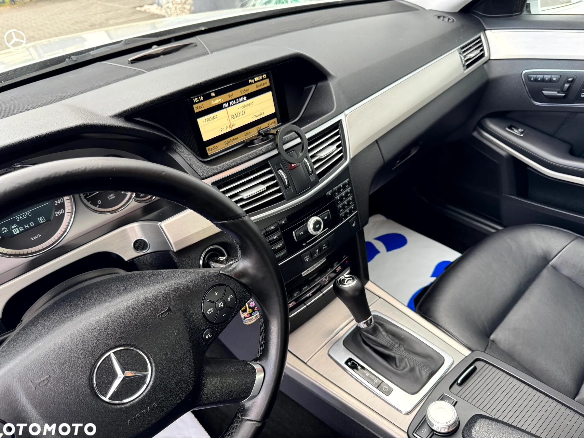 Mercedes-Benz Klasa E 220 CDI 7G-TRONIC Avantgarde - 18