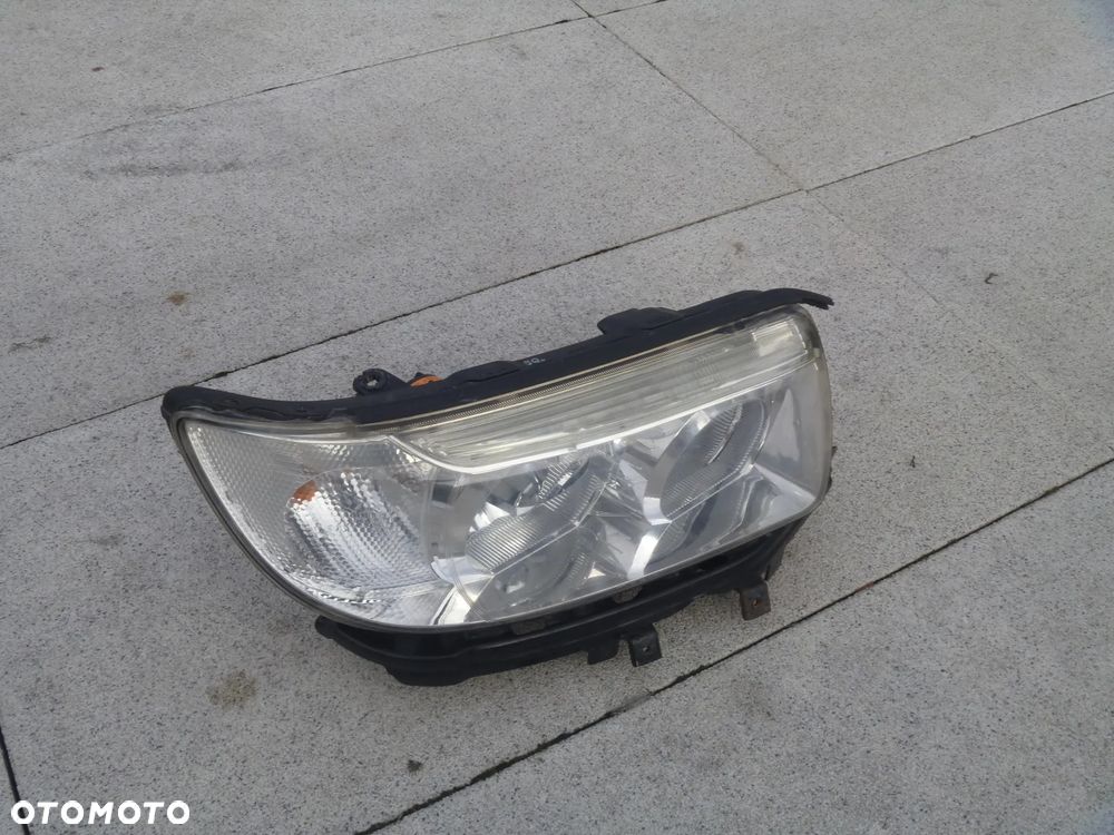 SUBARU FORESTER SG LIFT LAMPA XENON PRAWA EUROPA - 3