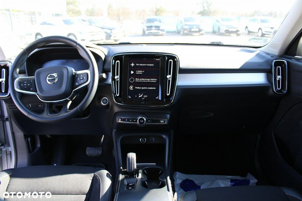 Volvo XC 40 - 23